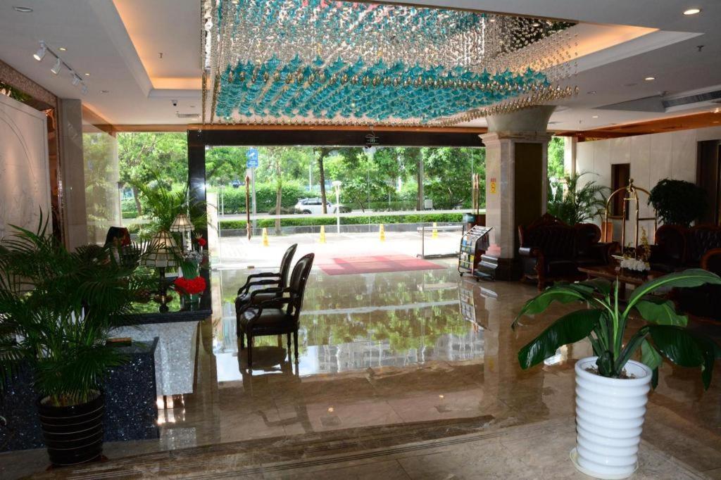 Asian Star Hotel Zhuhai Exteriör bild
