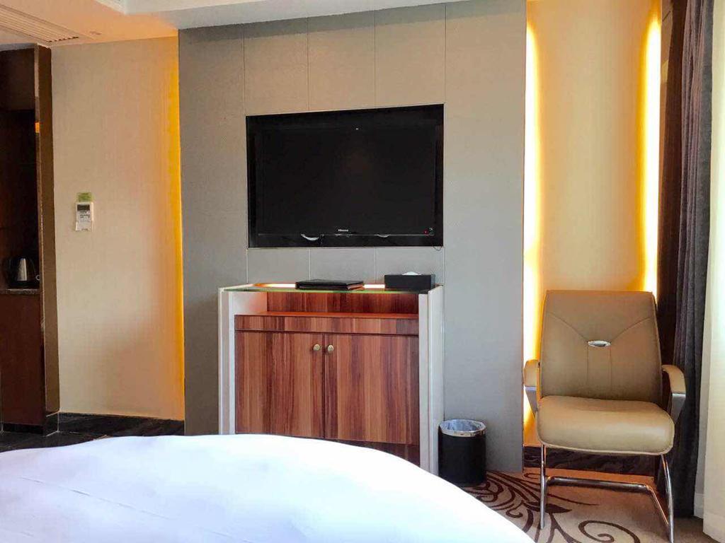 Asian Star Hotel Zhuhai Exteriör bild
