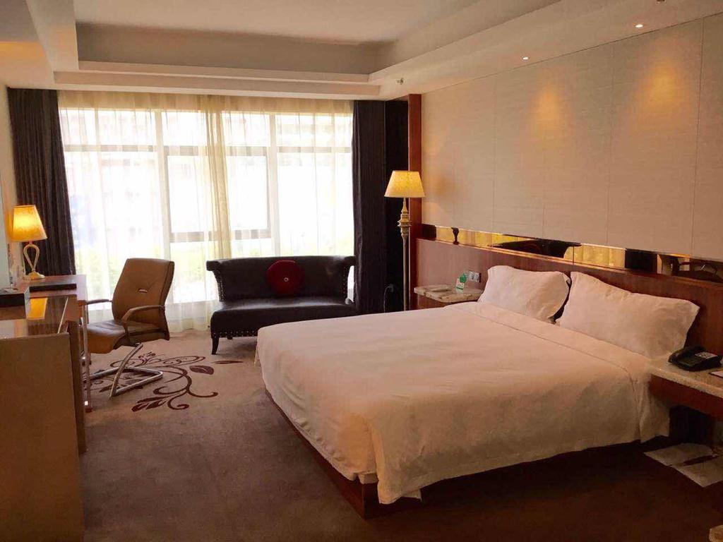 Asian Star Hotel Zhuhai Exteriör bild