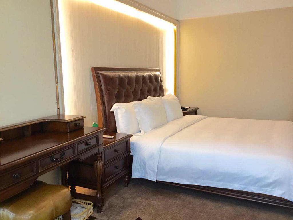 Asian Star Hotel Zhuhai Exteriör bild