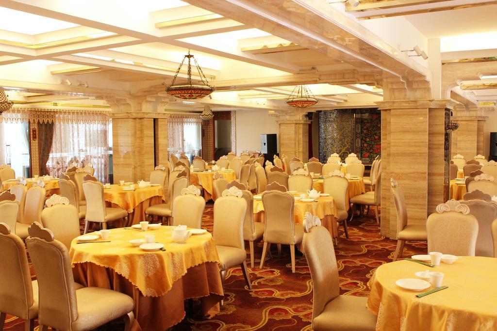 Asian Star Hotel Zhuhai Exteriör bild
